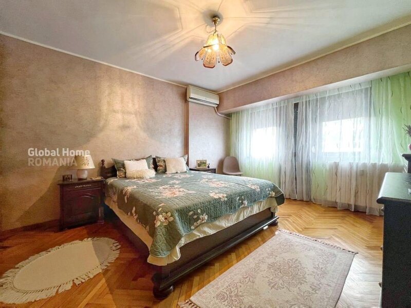 Decebal, aprtament 4 camere, 101 mp, acces stradal, vedere mixta