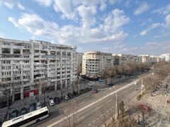 Decebal, aprtament 4 camere, 101 mp, acces stradal, vedere mixta